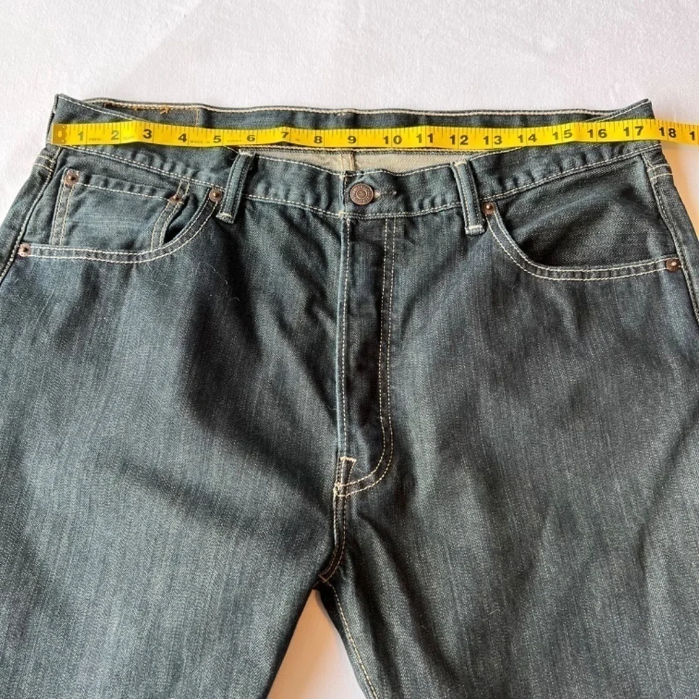 *FIRM PRICE* 501’s 36X32 button fly traditional 5 pocket jeans